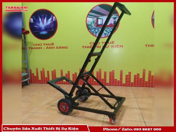 B&aacute;n Xe Đẩy Ghế Sự Kiện Chịu Tải Cao Gi&uacute;p Tiết Kiệm Nh&acirc;n Lực, Thời Gian, Bảo Vệ Ghế V&agrave; N&acirc;ng Cao Chuy&ecirc;n Nghiệp. Sản Phẩm Khung Th&eacute;p Chịu Lực, B&aacute;nh Xe Chịu Tải Lớn, Gấp Gọn Tiện Lợi. T&acirc;n Đại Kh&iacute; Cung Cấp Đa Dạng Model, Tư Vấn Nhanh, Lắp Đặt Chuy&ecirc;n Nghiệp V&agrave; Bảo H&agrave;nh D&agrave;i Hạn. Li&ecirc;n Hệ Ngay Để B&aacute;o Gi&aacute;!