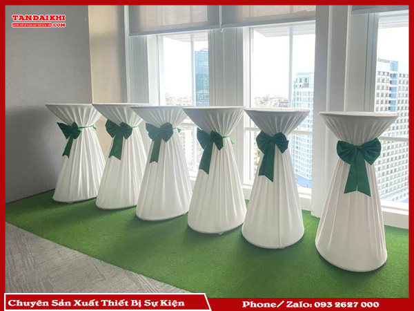 C&oacute; N&ecirc;n Đầu Tư B&agrave;n Bar Cho C&ocirc;ng Ty Tổ Chức Sự Kiện? Đầu Tư B&agrave;n Bar Gi&uacute;p Tạo Kh&ocirc;ng Gian Chuy&ecirc;n Nghiệp, Linh Hoạt Trong Việc Tổ Chức Sự Kiện V&agrave; Tiết Kiệm Chi Ph&iacute; D&agrave;i Hạn. B&agrave;n Bar C&ograve;n Mang Lại Cơ Hội Giao Lưu Cho Kh&aacute;ch Mời, N&acirc;ng Cao Chất Lượng Sự Kiện V&agrave; Thương Hiệu C&ocirc;ng Ty.