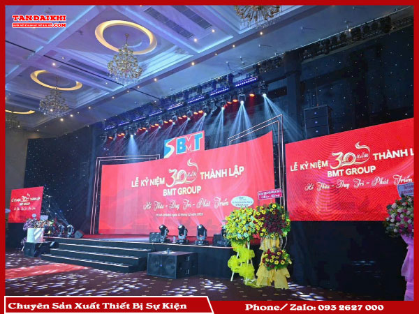 T&acirc;n Đại Kh&iacute; L&agrave; Nơi B&aacute;n S&acirc;n Khấu Hội Trường Chất Lượng Cao, Đảm Bảo An To&agrave;n V&agrave; Thẩm Mỹ. Sản Phẩm Được Thiết Kế Bền Bỉ, Dễ Gắn R&aacute;p, Ph&ugrave; Hợp Với C&aacute;c Quy M&ocirc; Lớn Nhỏ. Ch&uacute;ng T&ocirc;i Mang Đến Giải Ph&aacute;p S&acirc;n Khấu Hội Trường Đ&aacute;p Ứng Mọi Nhu Cầu Tổ Chức Sự Kiện Chuy&ecirc;n Nghiệp.