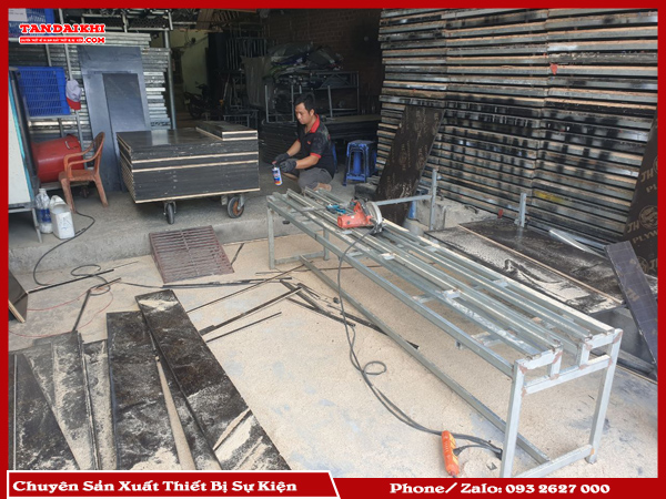 Dịch Vụ Bán Bàn Ibm Sự Kiện Của Tân Đại Khí Cung Cấp Sản Phẩm Chất Lượng, Phù Hợp Cho Mọi Loại Sự Kiện. Ibm Được Thiết Kế Chắc Chắn, Dễ Lắp Đặt Đảm Bảo Sự Tiện Lợi Và Chuyên Nghiệp. Với Giá Cả Hợp Lý, Là Lựa Chọn Hoàn Hảo Để Tạo Ra Không Gian Chuyên Nghiệp.