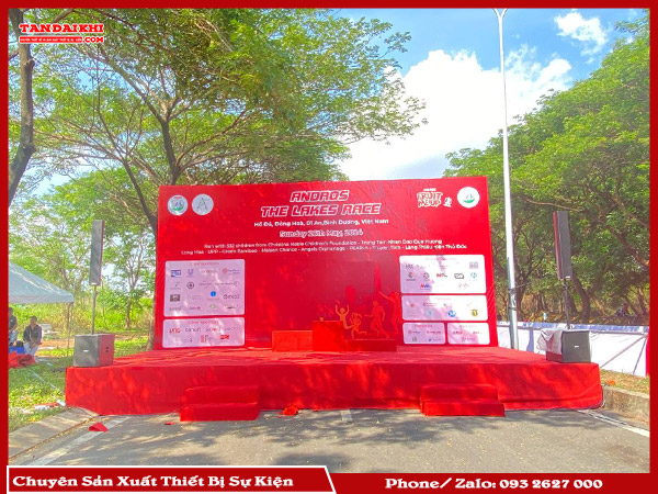 Dịch Vụ B&aacute;n Khung Backdrop Lắp R&aacute;p Của T&acirc;n Đại Kh&iacute; Mang Đến Giải Ph&aacute;p Linh Hoạt, Dễ D&agrave;ng Lắp Đặt V&agrave; Gỡ Bỏ. Khung Được Thiết Kế Chắc Chắn, C&oacute; Thể Điều Chỉnh K&iacute;ch Thước Theo Y&ecirc;u Cầu, Ph&ugrave; Hợp Cho Nhiều Sự . Sản Phẩm Đảm Bảo T&iacute;nh Thẩm Mỹ V&agrave; Tiện &Iacute;ch, Gi&uacute;p L&agrave;m Nổi Bật Kh&ocirc;ng Gian.