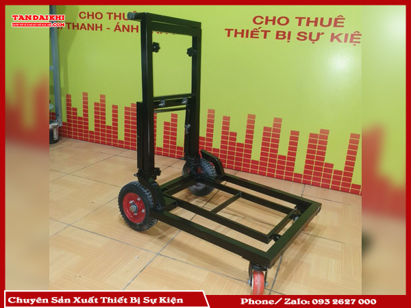 Dịch Vụ B&aacute;n Xe Đẩy Ghế Sự Kiện Của T&acirc;n Đại Kh&iacute; Cung Cấp Giải Ph&aacute;p Tiện &Iacute;ch Cho Việc Di Chuyển V&agrave; Sắp Xếp Trong C&aacute;c Sự Kiện. Xe Được Thiết Kế Bền Bỉ, Linh Hoạt, Gi&uacute;p Tiết Kiệm Thời Gian V&agrave; C&ocirc;ng Sức, Đảm Bảo Sự Chuy&ecirc;n Nghiệp V&agrave; Hiệu Quả.