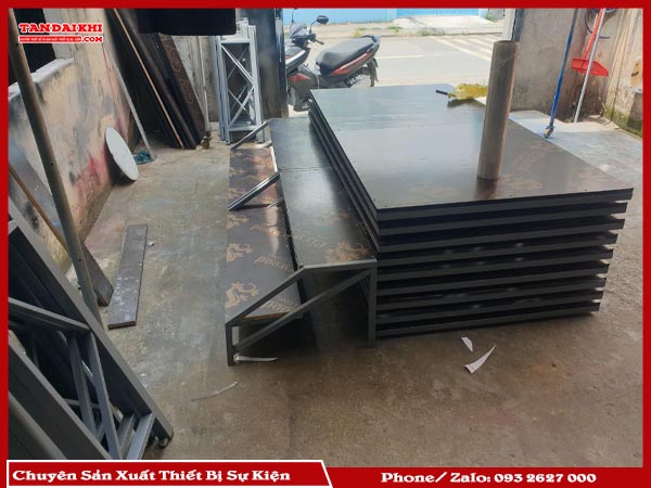 Bàn Giao Sân Khấu Công Ty Sự Kiện Hoàng Phát