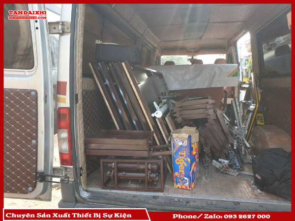 Bàn Giao Sân Khấu Sự Kiện Cho Công Ty Sự Kiện Ace 5